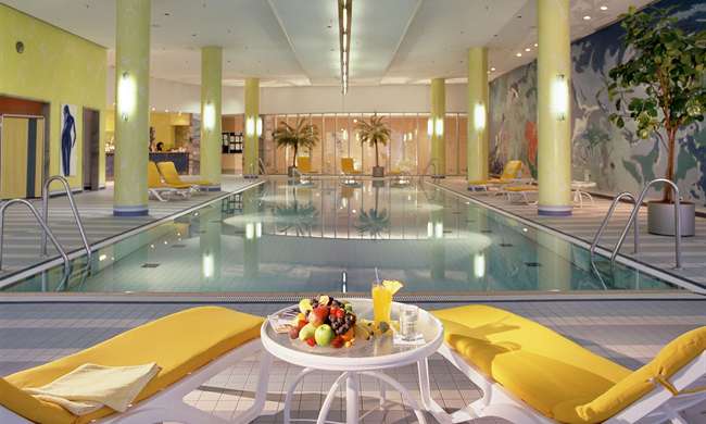 The pool at the Kempinski Hotel Airport Munich